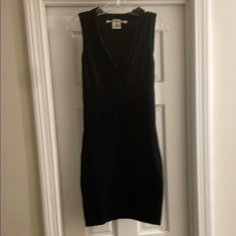 Max Studio Black Sleeveless V-Neck Sheath Mini Dress